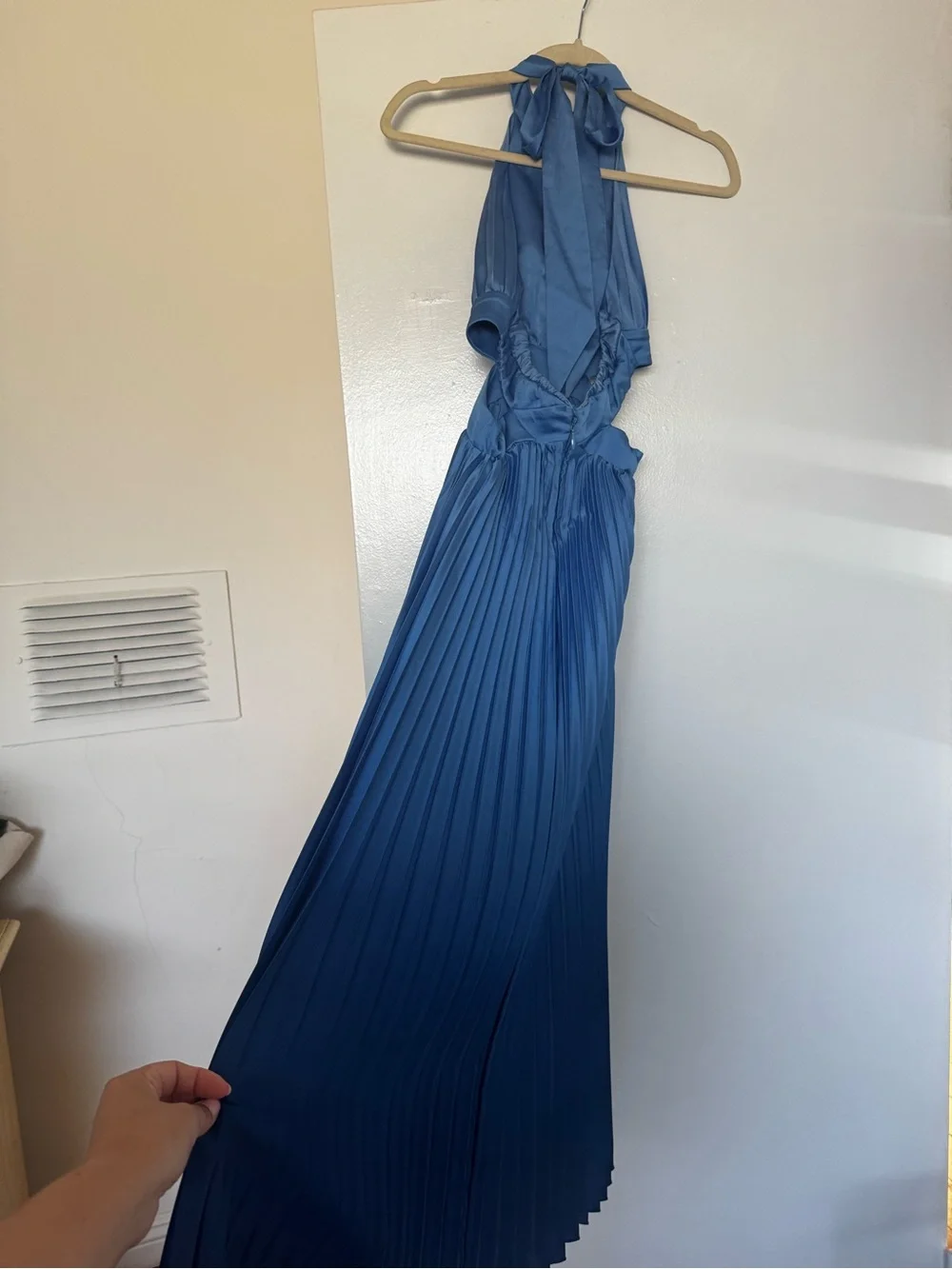 NWOT Abercrombie & Fitch Elegant Navy Blue Pleated Cutout Maxi Dress XSP